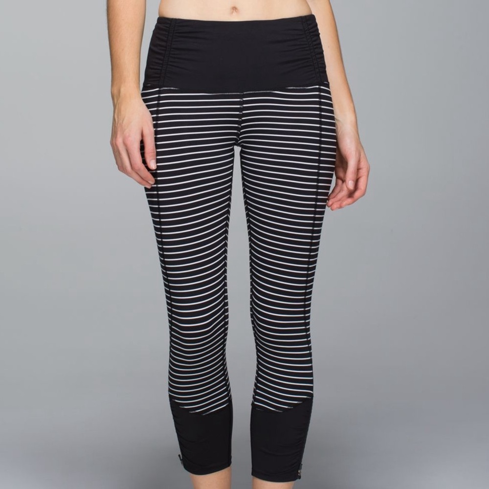 Lululemon Runday Crop Leggings - Picture 2 of 14